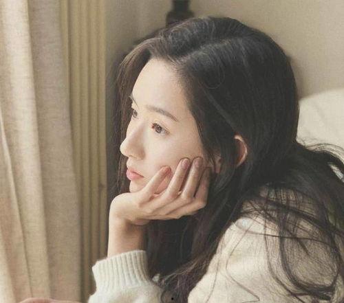 关于娱乐圈爆料的博主,揭秘明星幕后真相